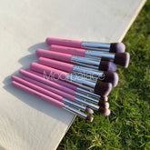 Full face brushes set