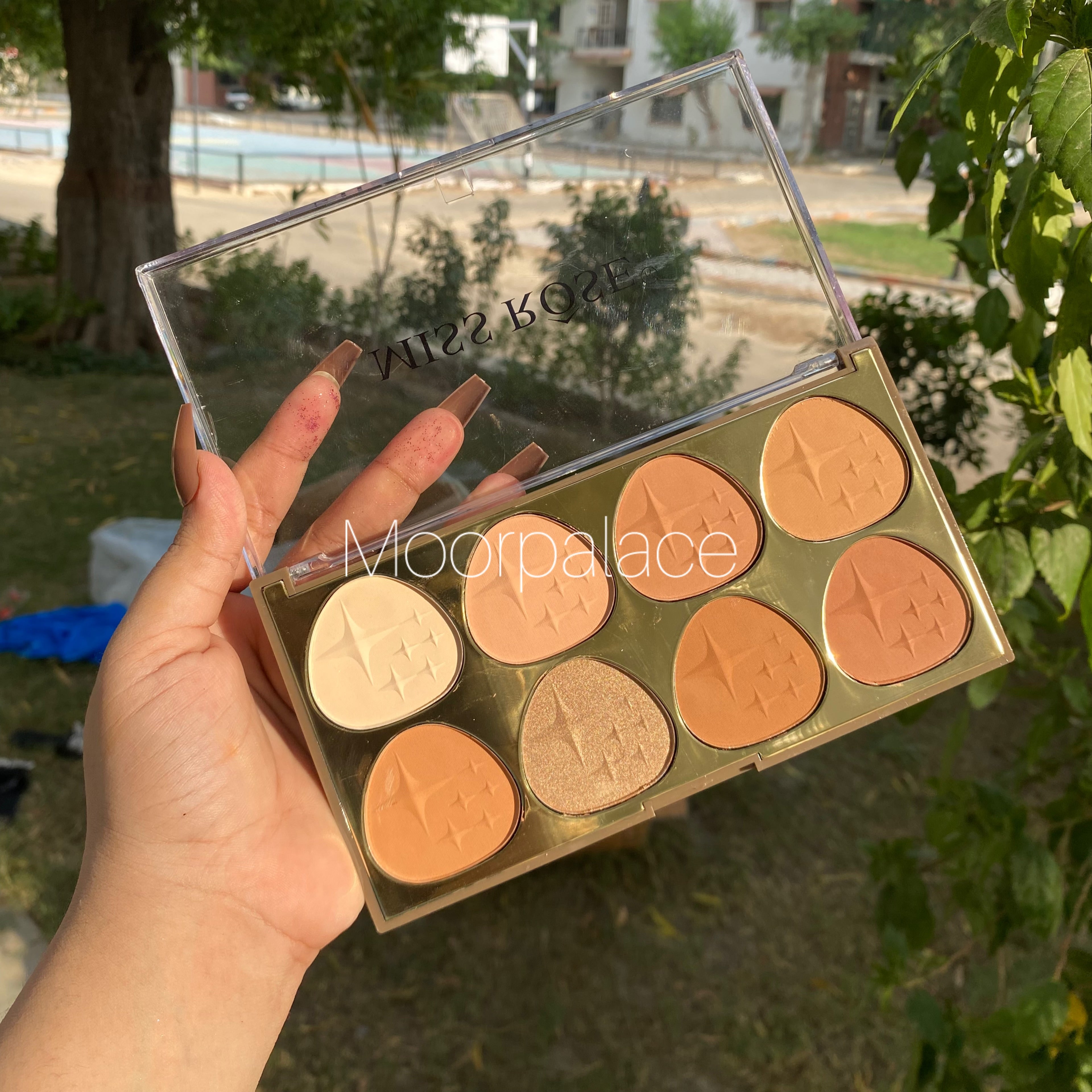 Miss rose contour, compact and highlighter pallete