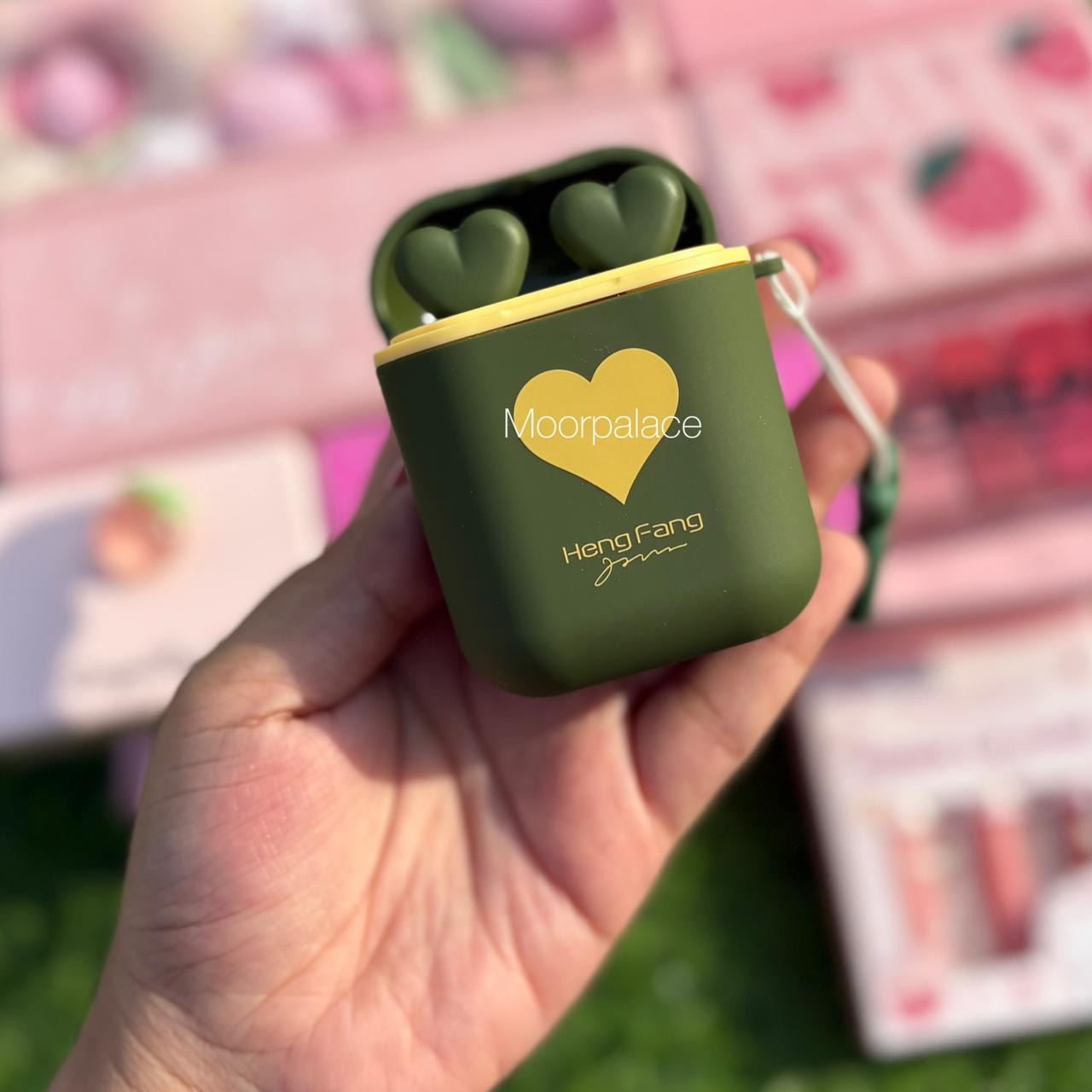 Gloss Bomb Deal