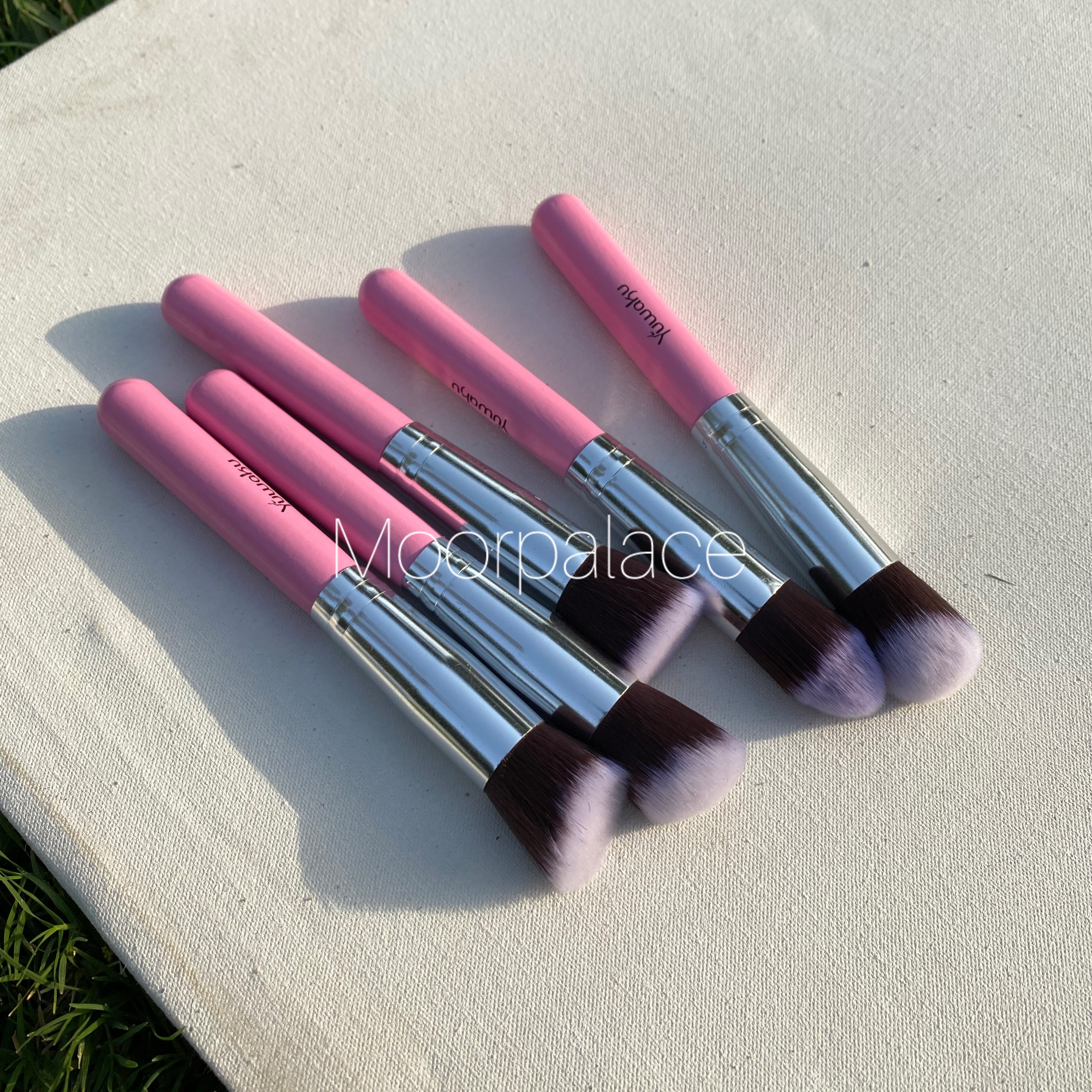 Full face brushes set
