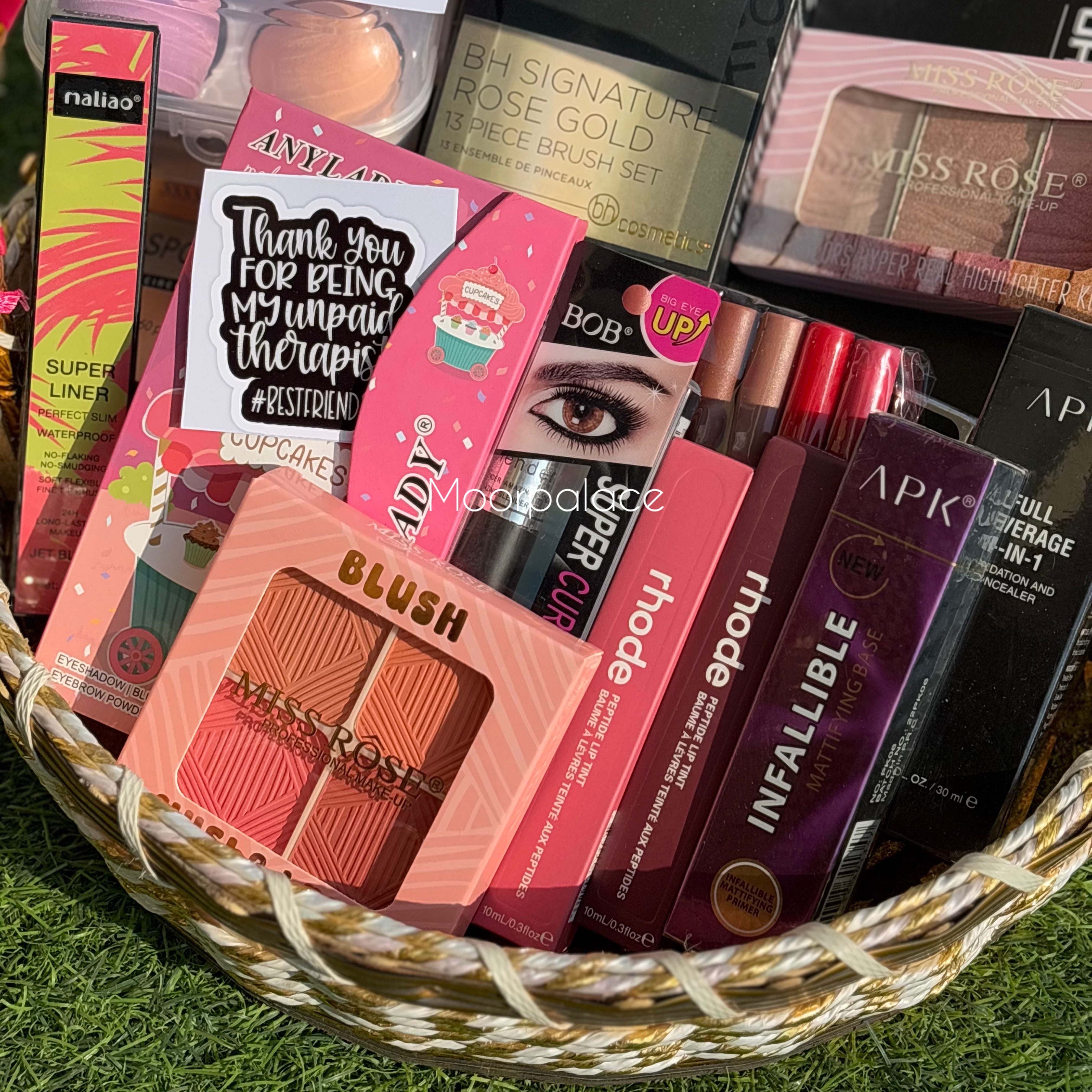 Glamour Basket