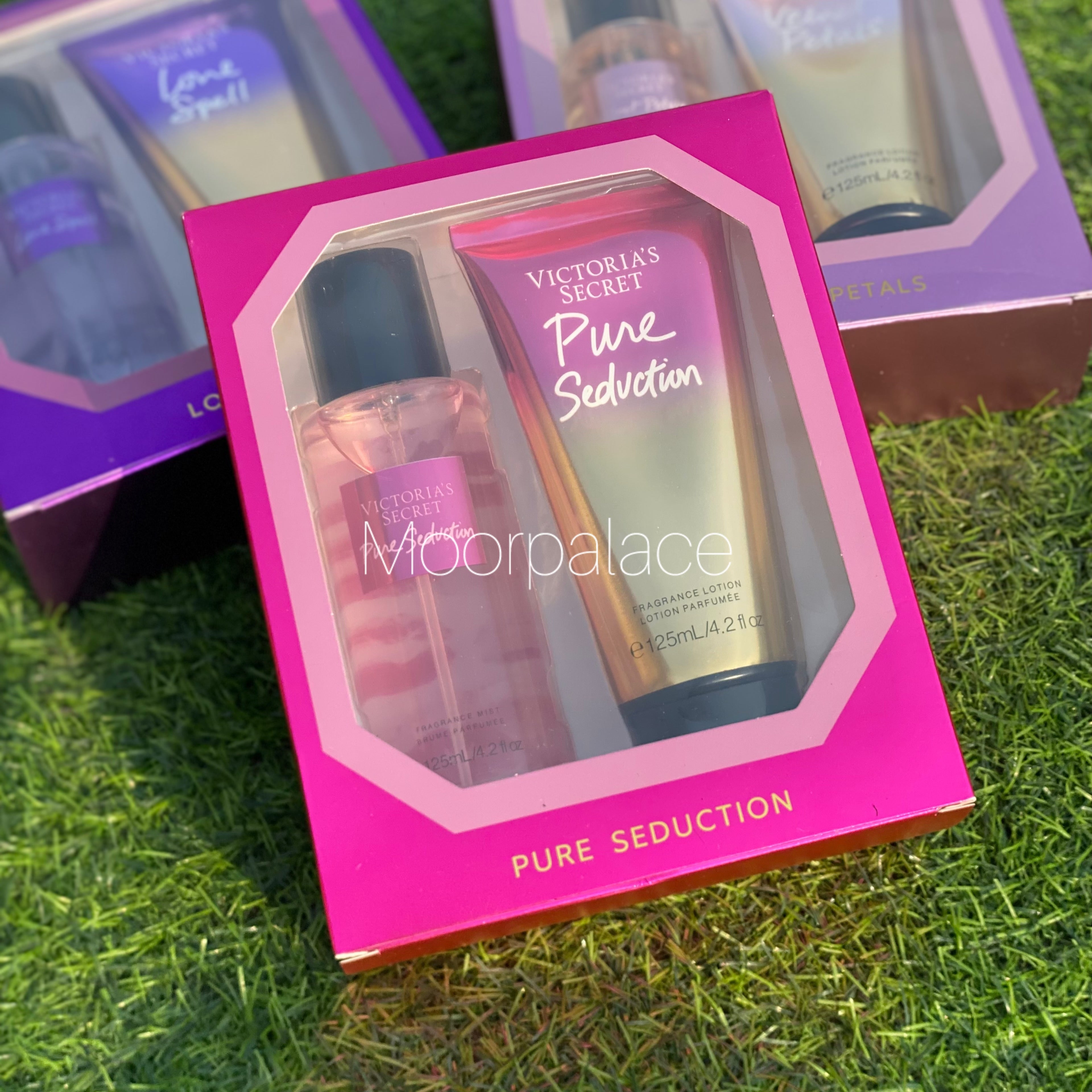 Victoria secret gift pack ( lotion and mist)